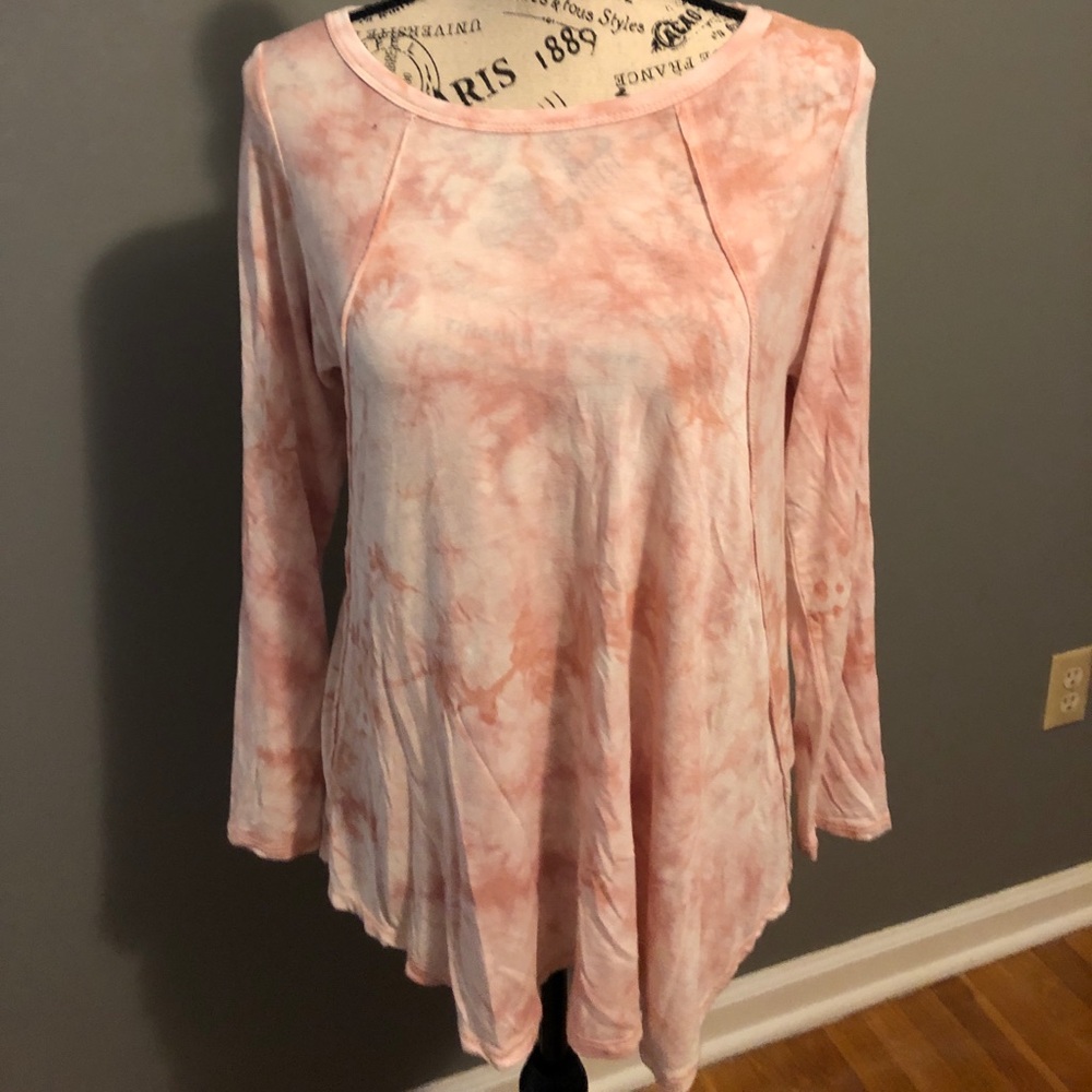 3/$20 Newbury Kustom Long Sleeve Tee